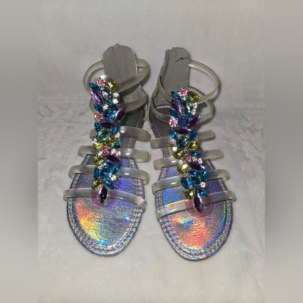 Cupid Silver Sandals with Jewel Accents